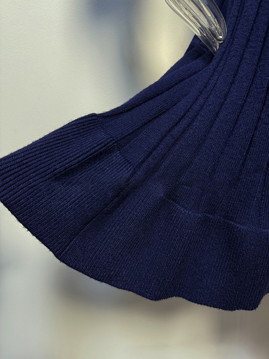 Buy Women's Clothing Online | Buy Trending Dresses for Women