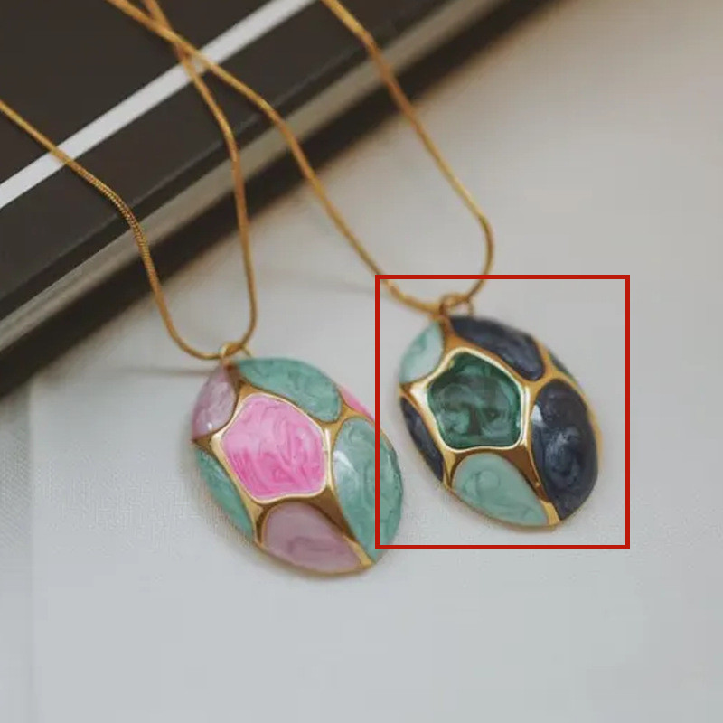 18k Gold-plated Clavicle Chain With A Stainless Steel Oil-drop Oval Pendant