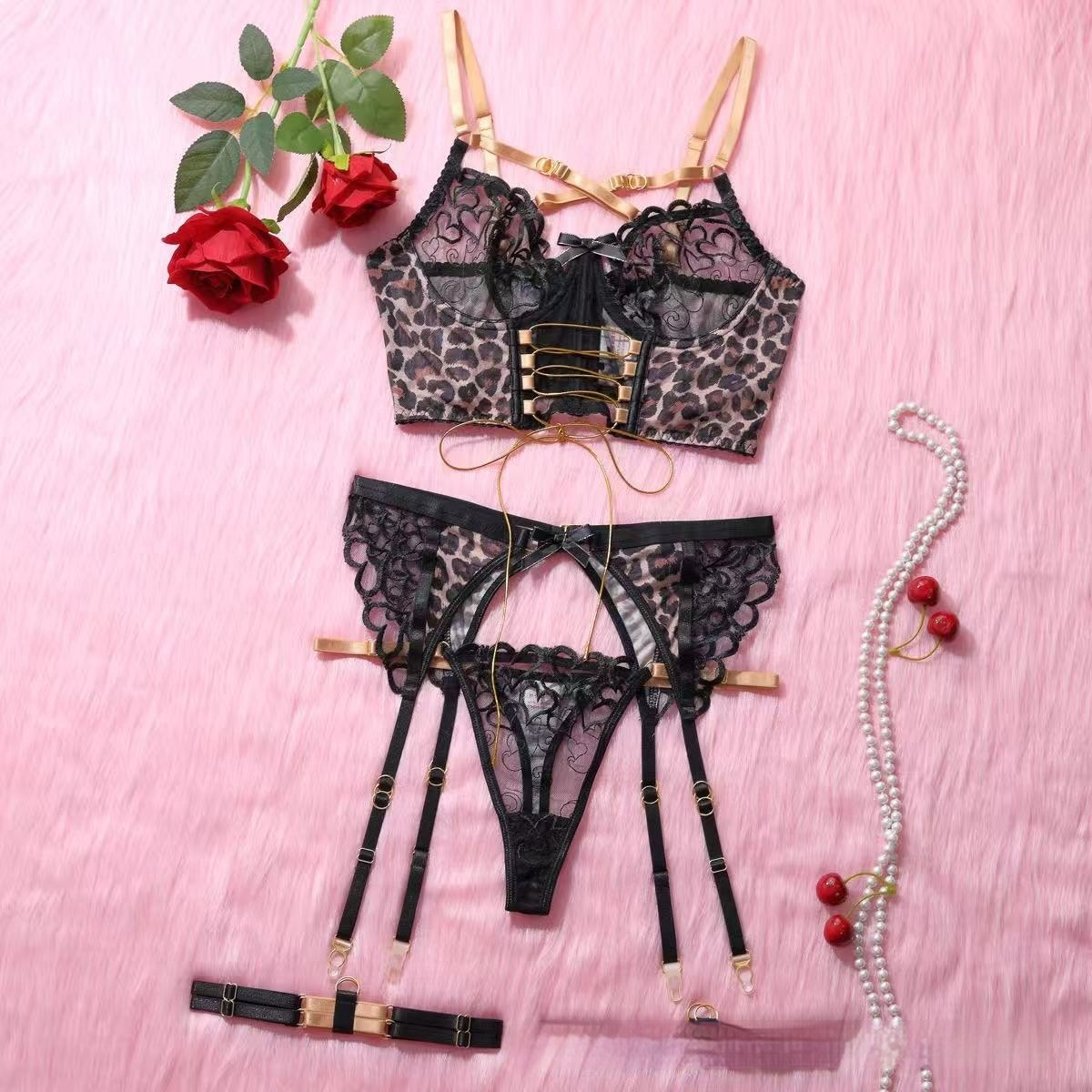 Buy Women's Clothing Online | Buy Trending Dresses for Women Buy Women's Clothing Online | Buy Trending Dresses for Women