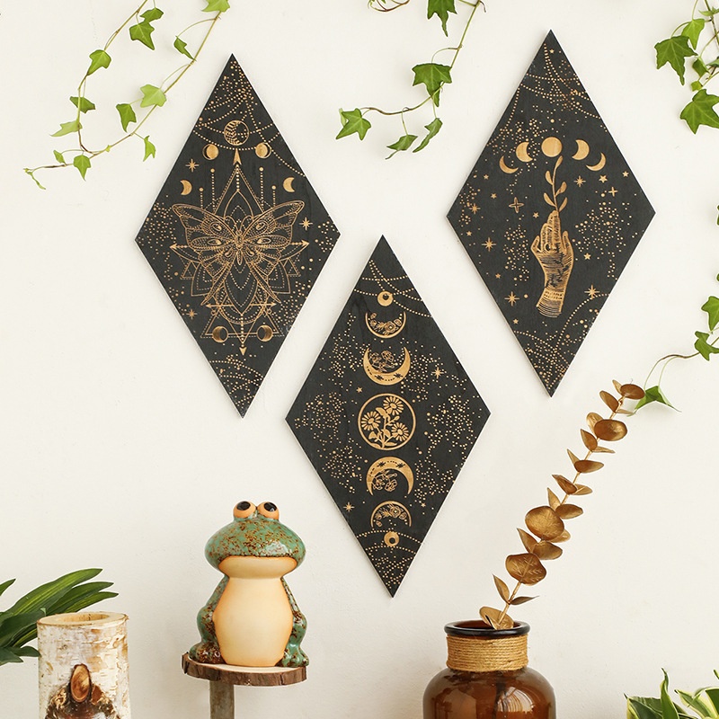 Geometrically Carved Diamond-shaped Wooden Triangular Wall Shelf