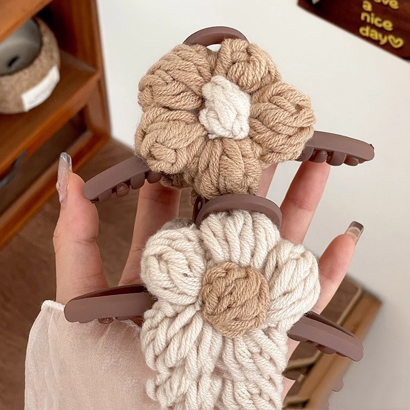 Cute Maillard-colored Yarn Flower Hair Clip