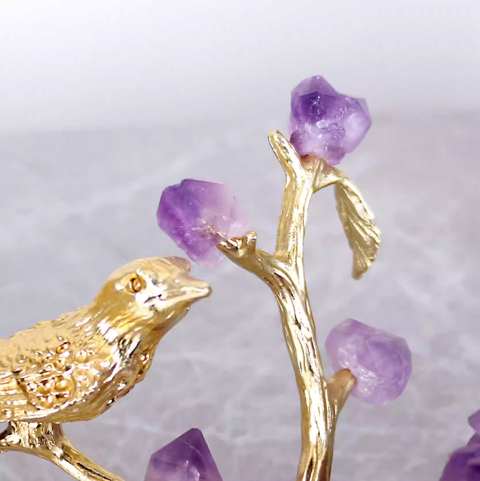 Natural Crystal Stone Ball Pure Copper Magpie Ornament