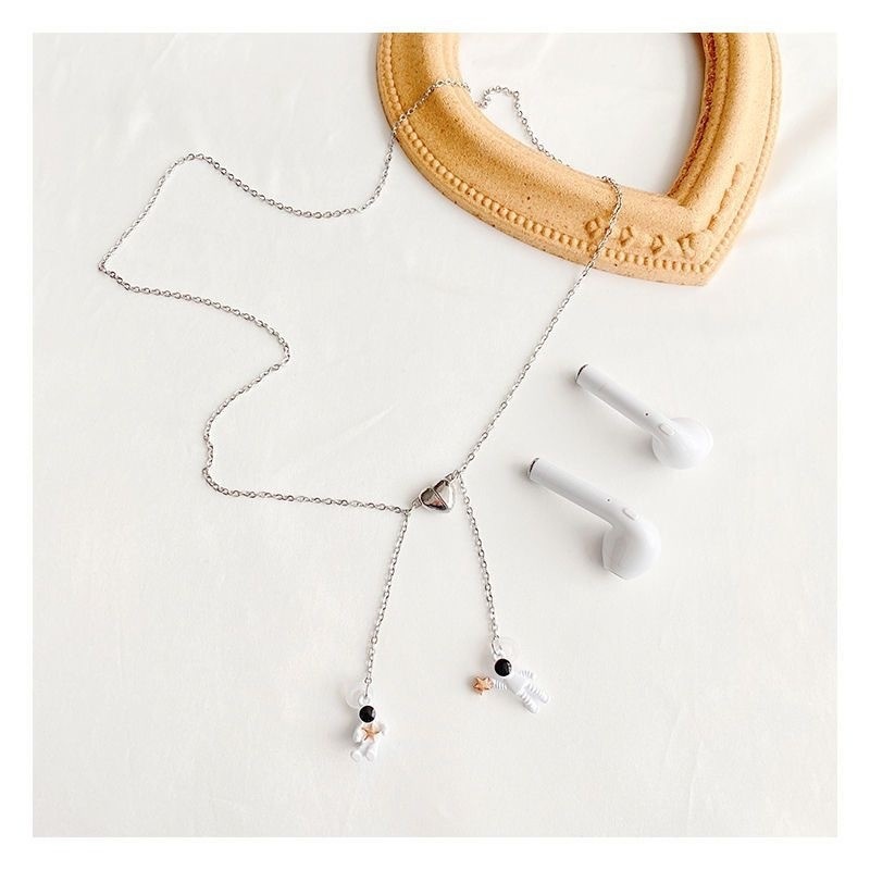 Astronaut Flower Pendant Earphone Anti-Loss Necklace Eyeglass Chain