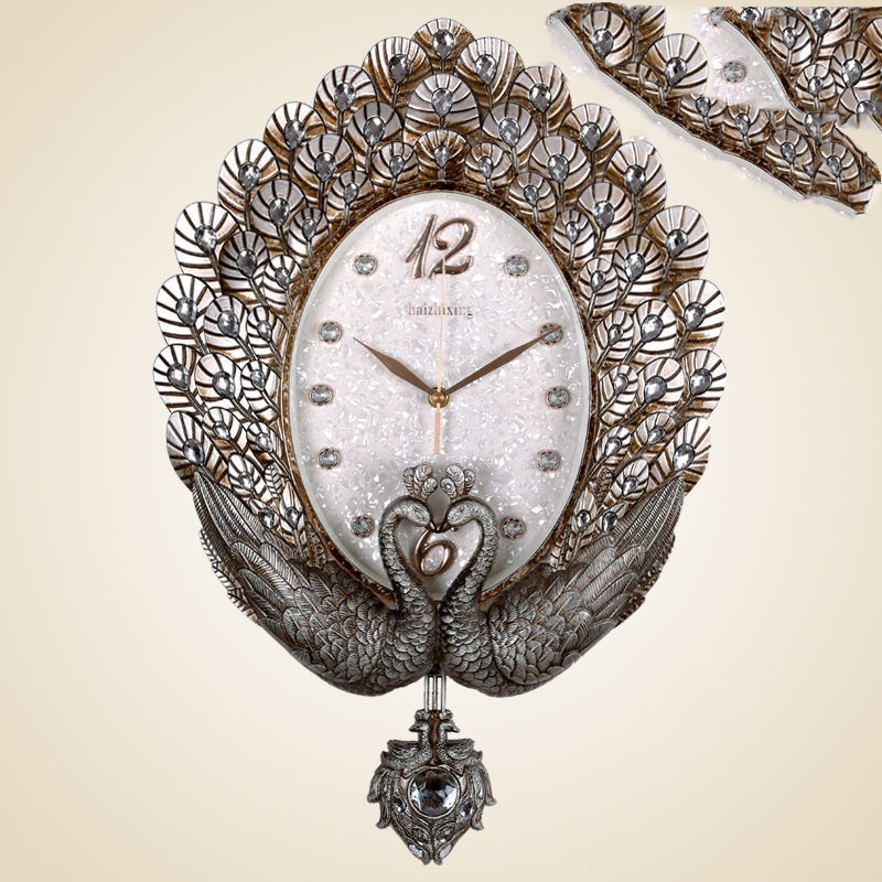 Peacock Light Luxury Clock Wall Clock For The Living Room