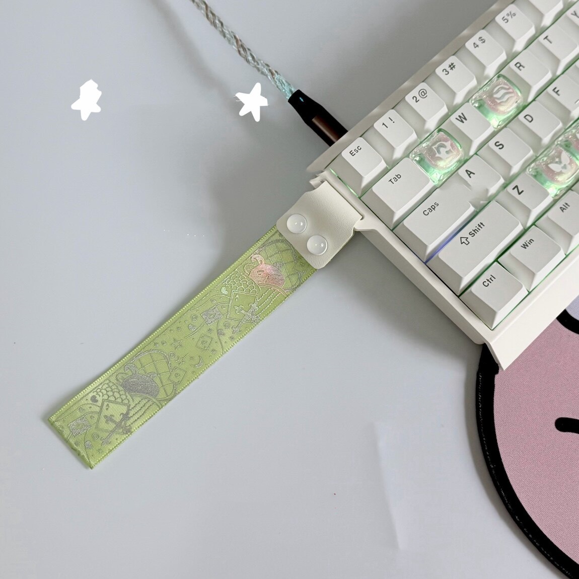 Creative Versatile Green Keyboard Ribbon With A Bow
