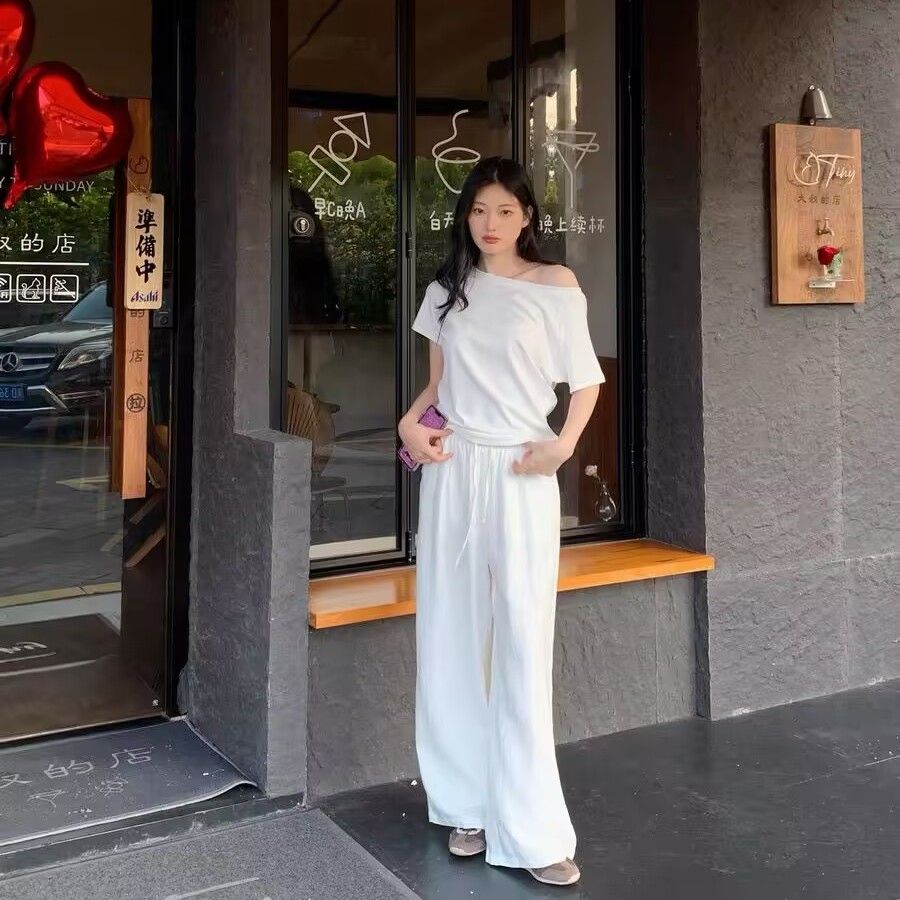 Pendulous White Drawstring Wide-leg Pants Girl