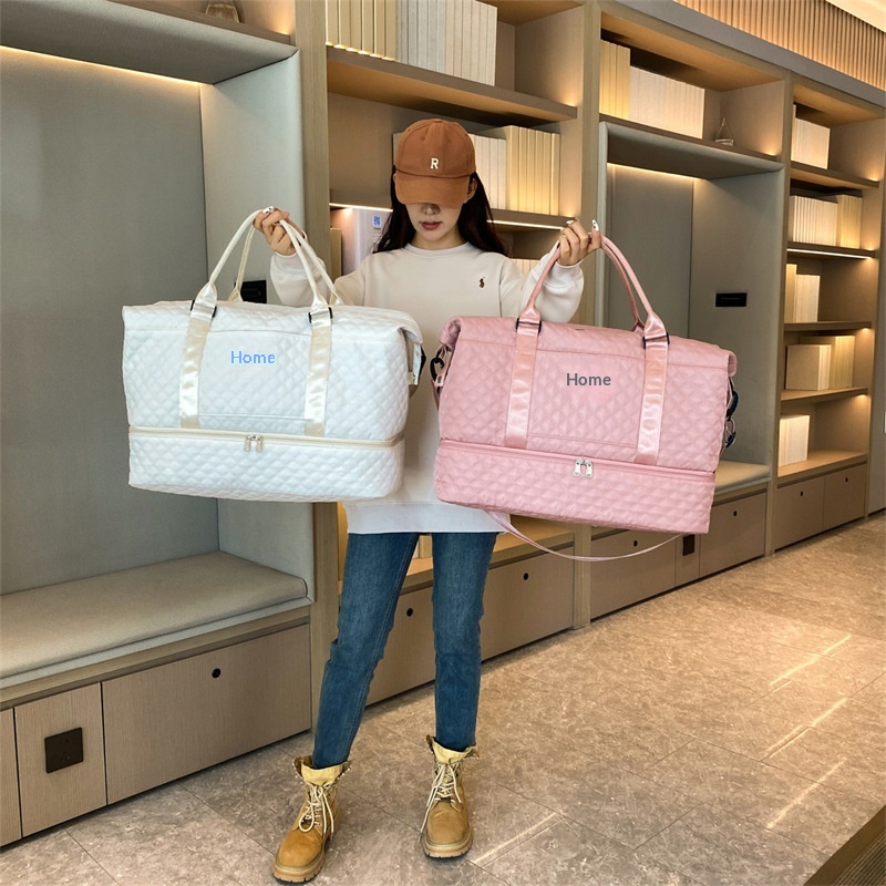 Large-Capacity Quilted Embroidered Thread Handle Crossbody Storage Travel Bag