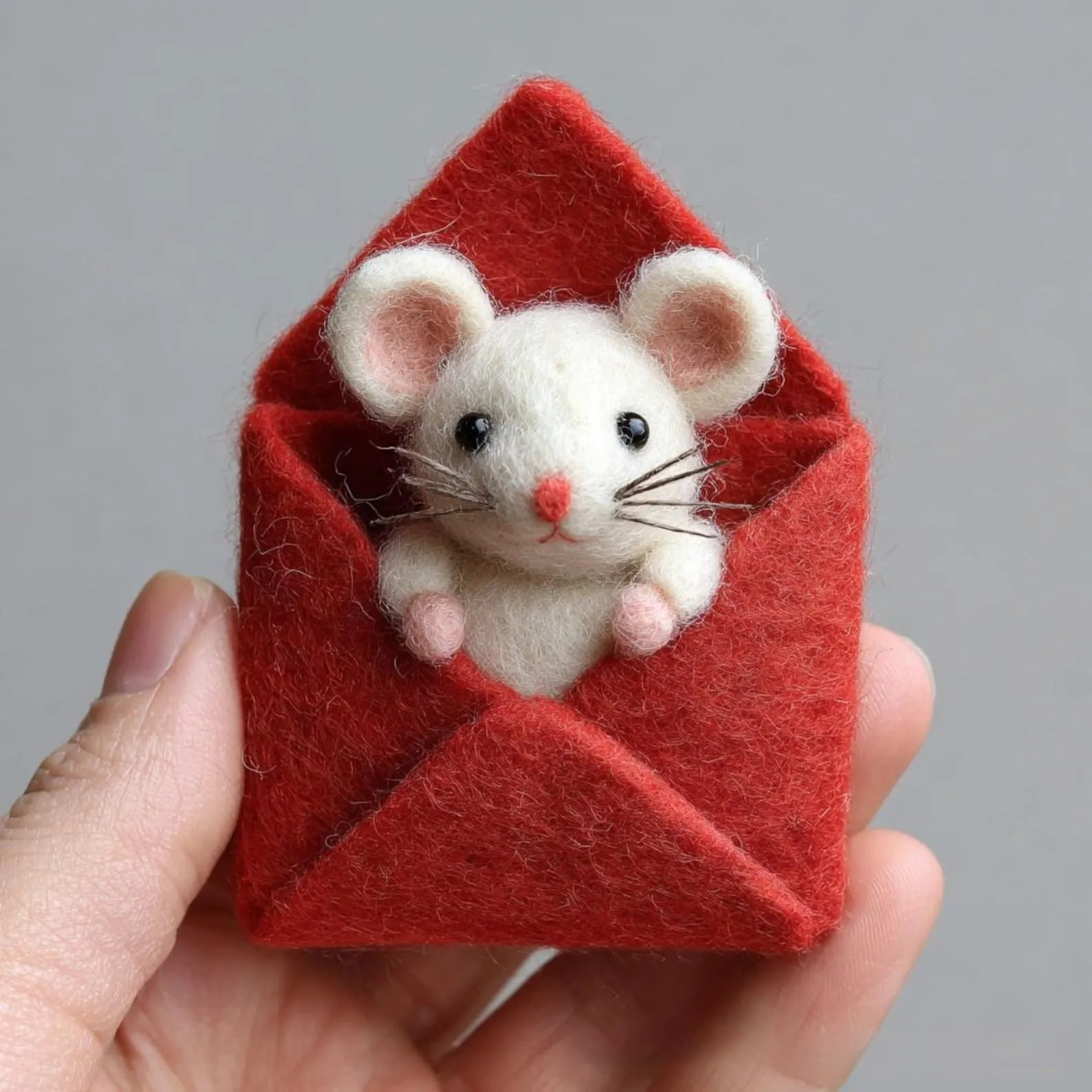Cross-border Felted Wool Finished Product Valentines Day Mouse Gift Heart-Shaped Felt Mouse Gift