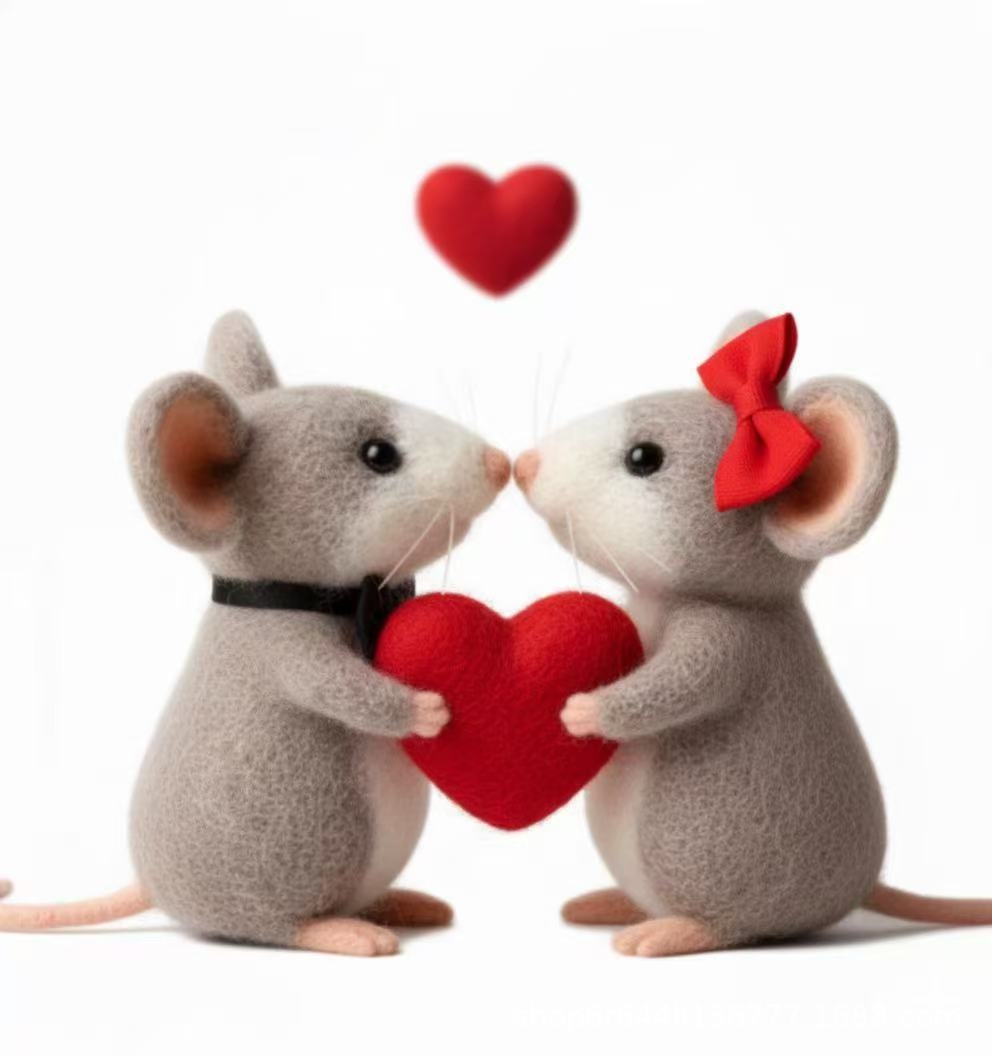 Cross-border Felted Wool Finished Product Valentines Day Mouse Gift Heart-Shaped Felt Mouse Gift