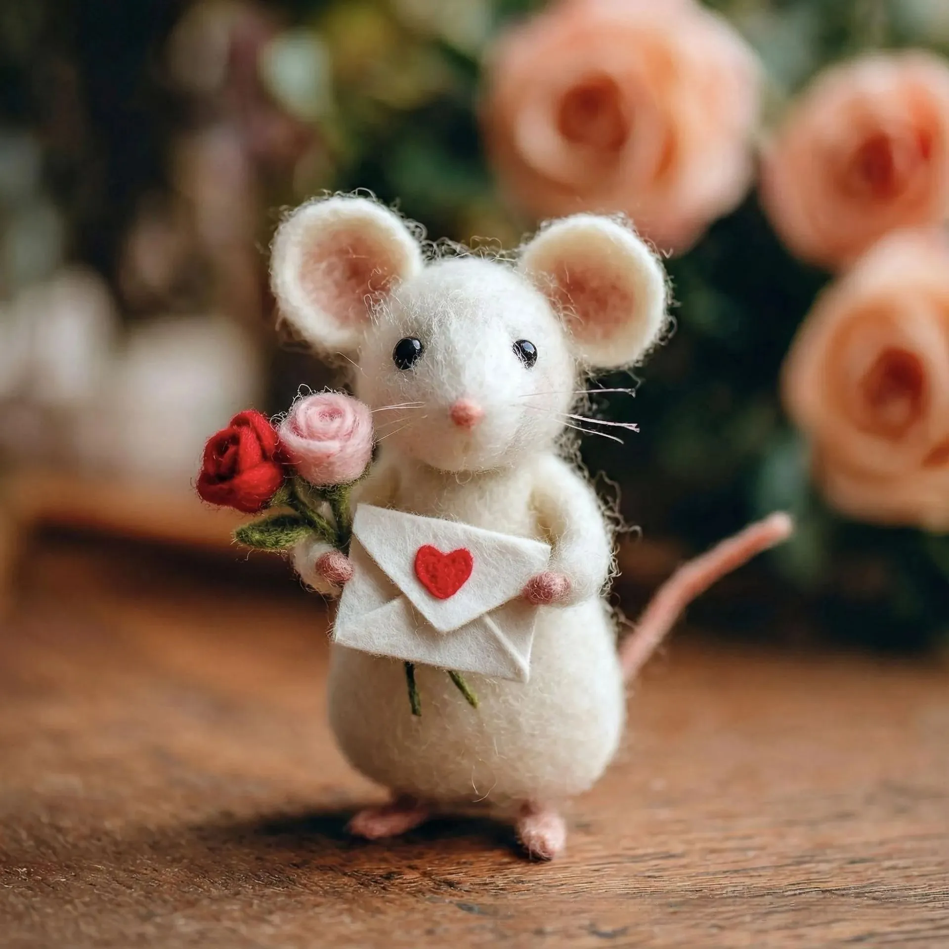 Felted Wool Finished Product Valentines Day Mouse