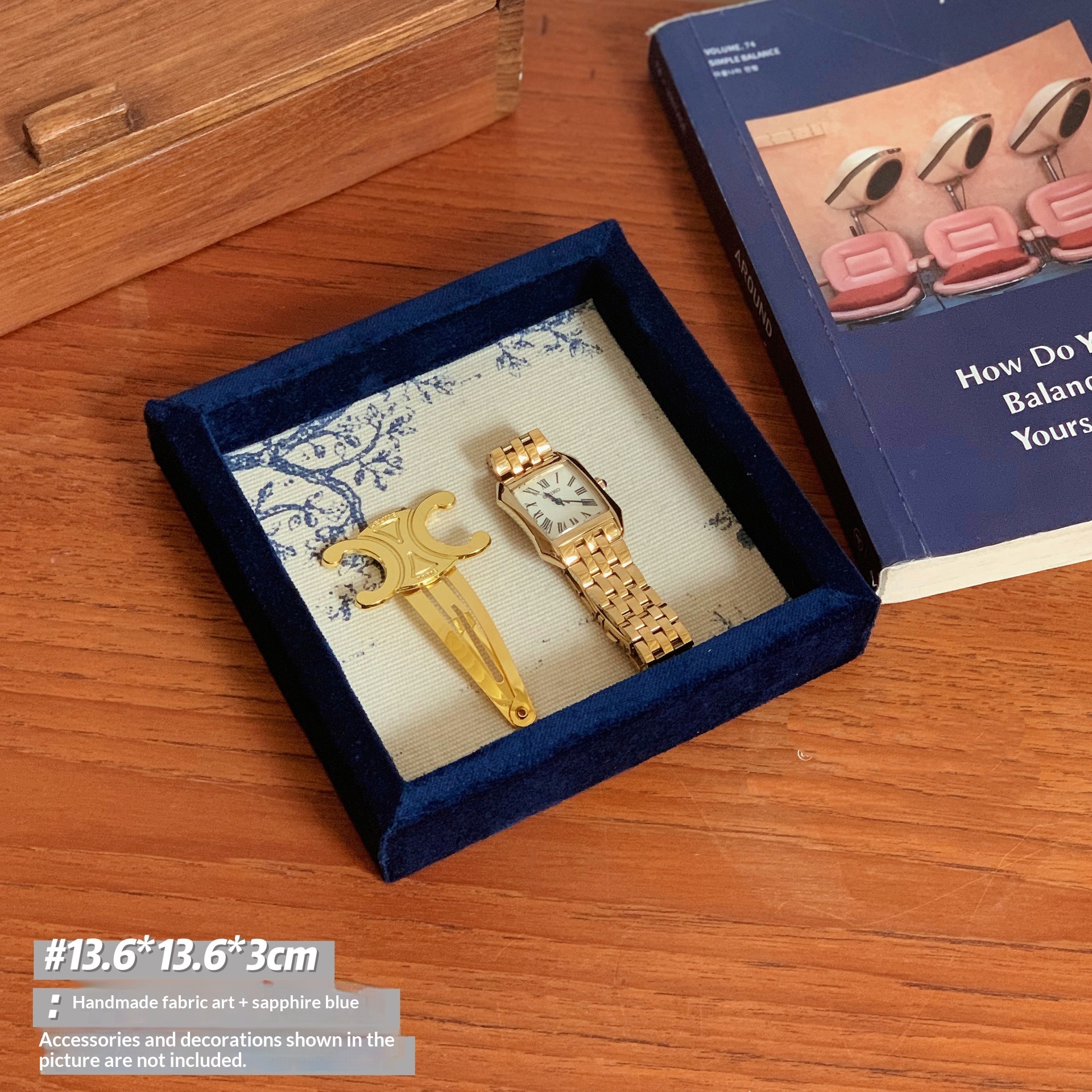 Retro Tray Jewelry Ring And Necklace Display Stand Jewelry Box 29a175b1 Efcd 44c9 B8ca 2e0d0403eb0a Trans