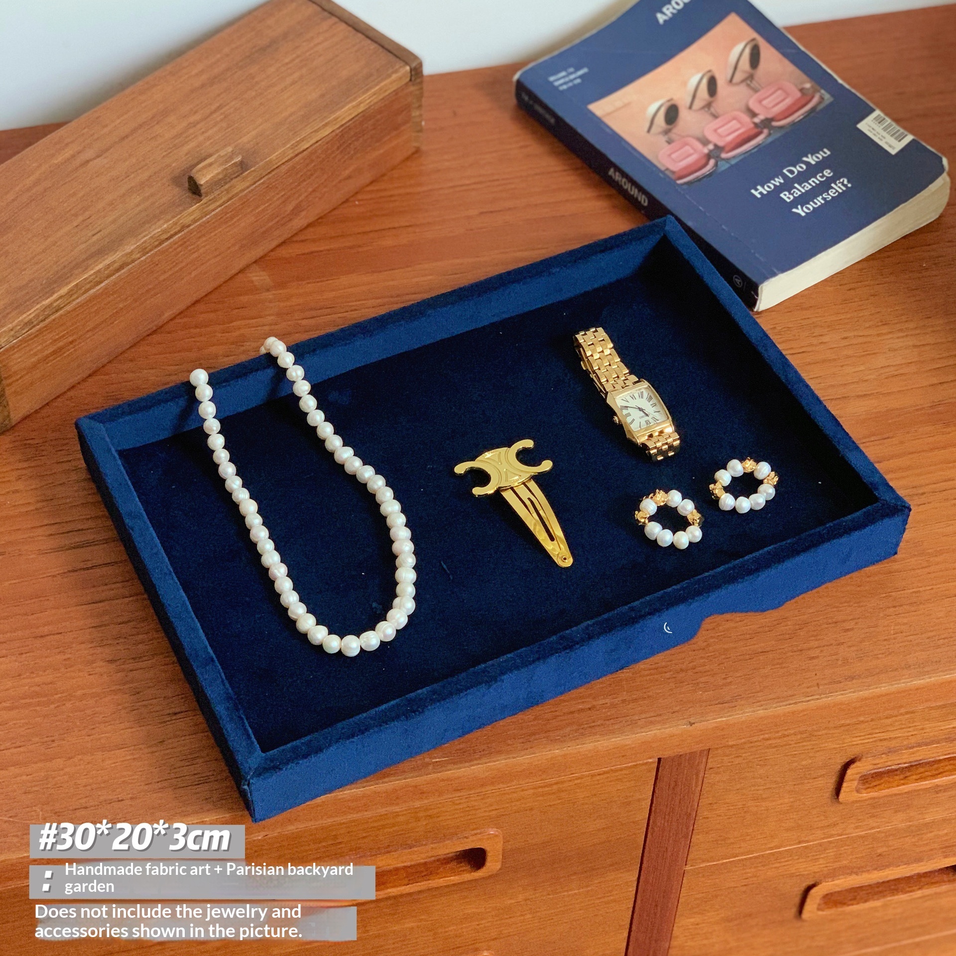 Retro Tray Jewelry Ring And Necklace Display Stand Jewelry Box 30b51382 5a25 4351 Ba63 99102eb38bd0 Trans