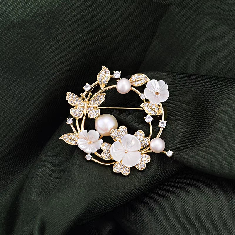 Elegant Chanel-style Decorative Corsage For Women