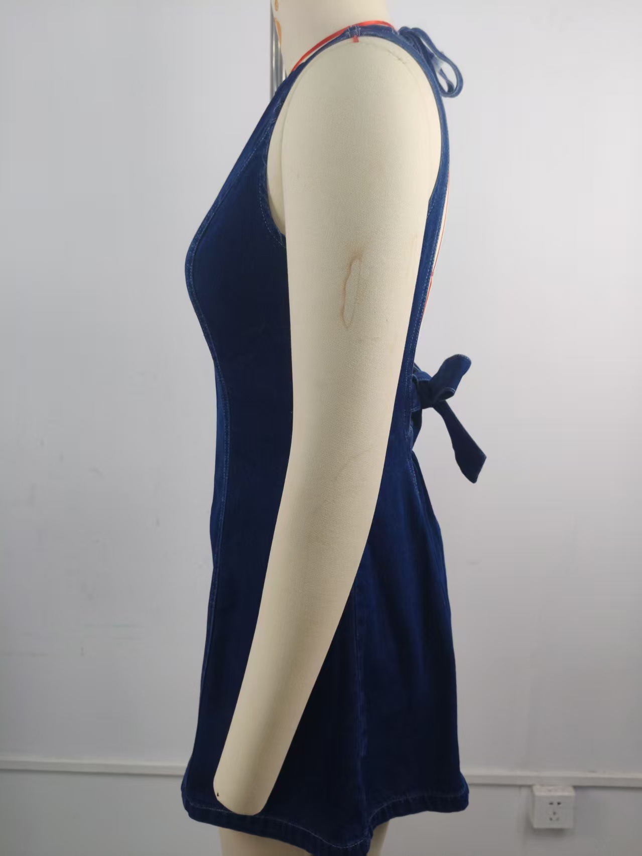 Buy Women's Clothing Online | Buy Trending Dresses for Women