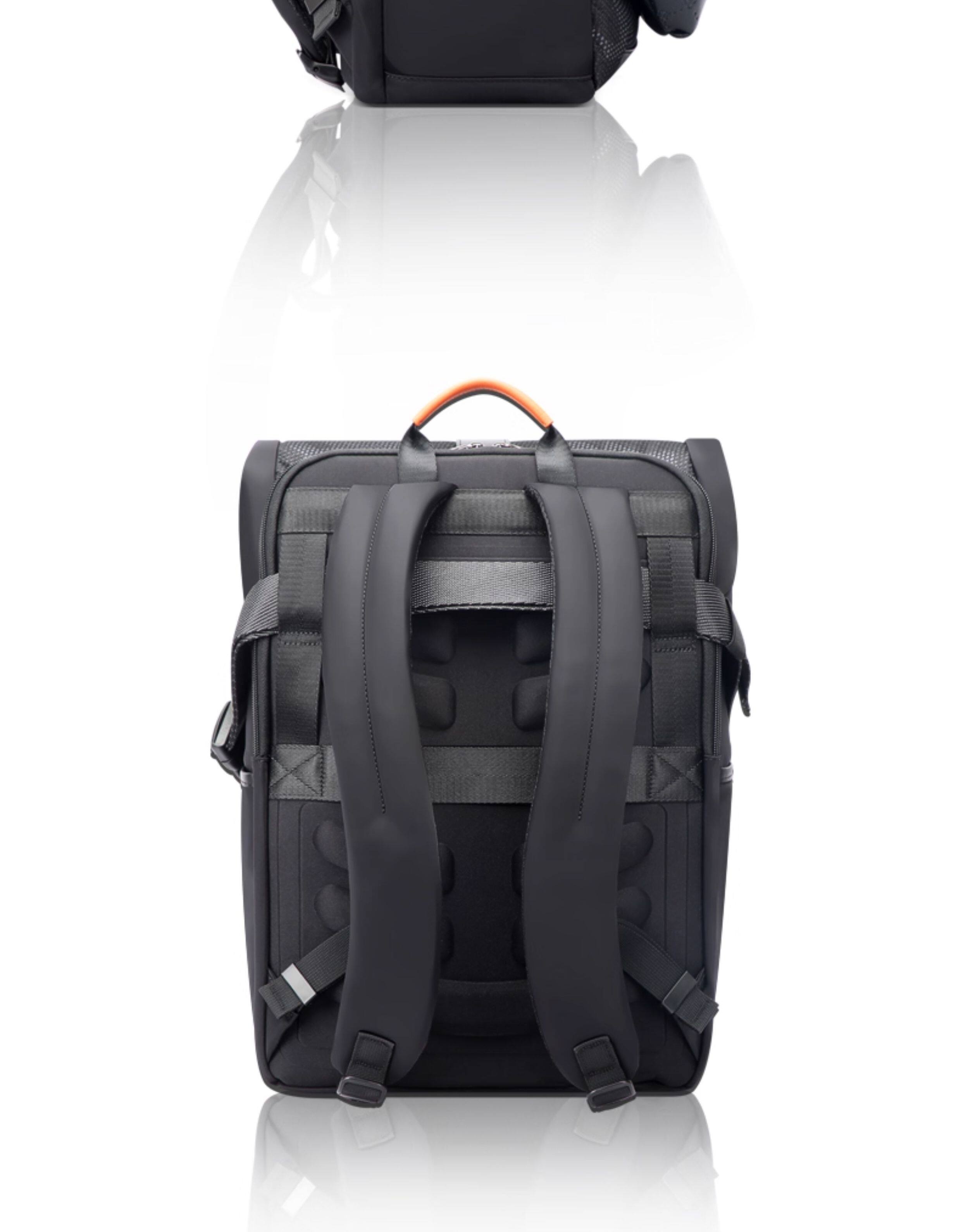 Simple And Stylish Mens New Casual Backpack