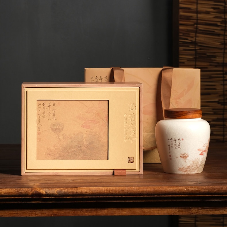 Lotus-shaped Ceramic Jar In Wood-grain Finish Packaged In A Box