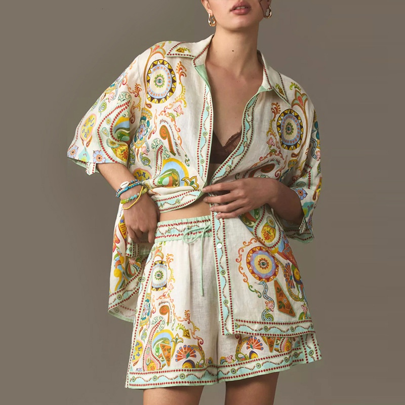 High-waisted Casual Chic Set Featuring A Short-sleeve Shirt And Stylish Printed Shorts