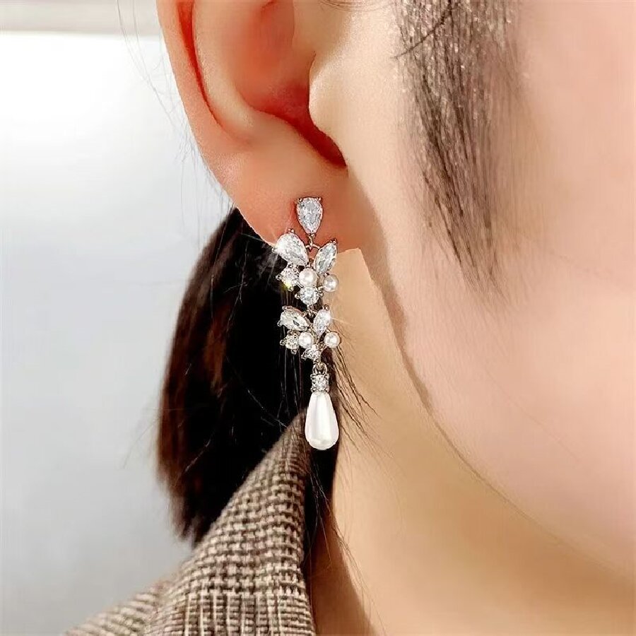 Vintage-style Long Teardrop Tassel Zircon Earrings