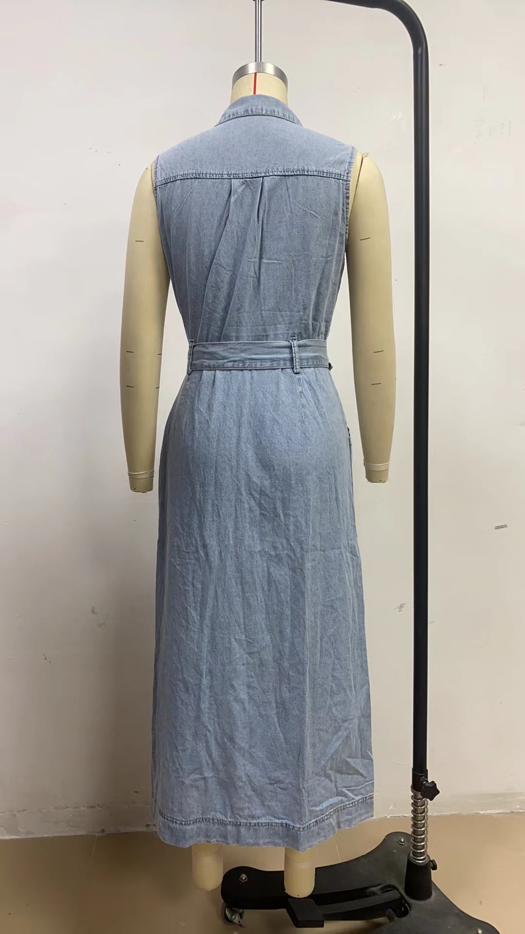 Buy Women's Clothing Online | Buy Trending Dresses for Women