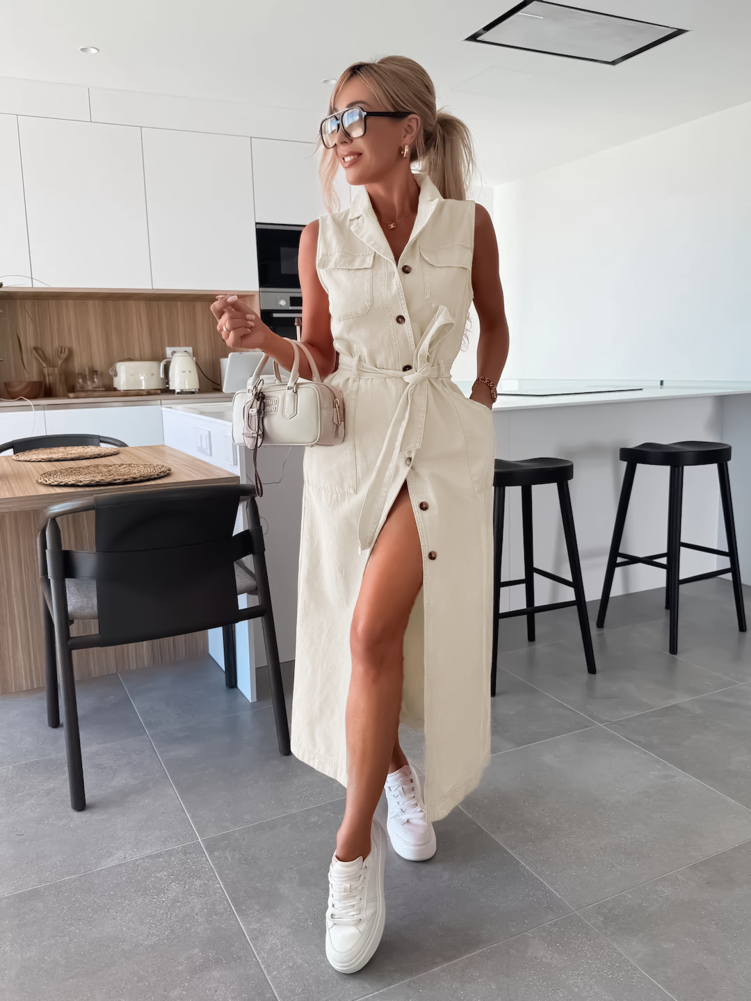 Buy Women's Clothing Online | Buy Trending Dresses for Women