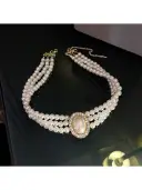 Hong Kong-style Retro Light-Luxury Pearl Earrings Ear Clips Vintage Court Style view 5