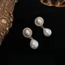 Hong Kong-style Retro Light-Luxury Pearl Earrings Ear Clips Vintage Court Style view 2
