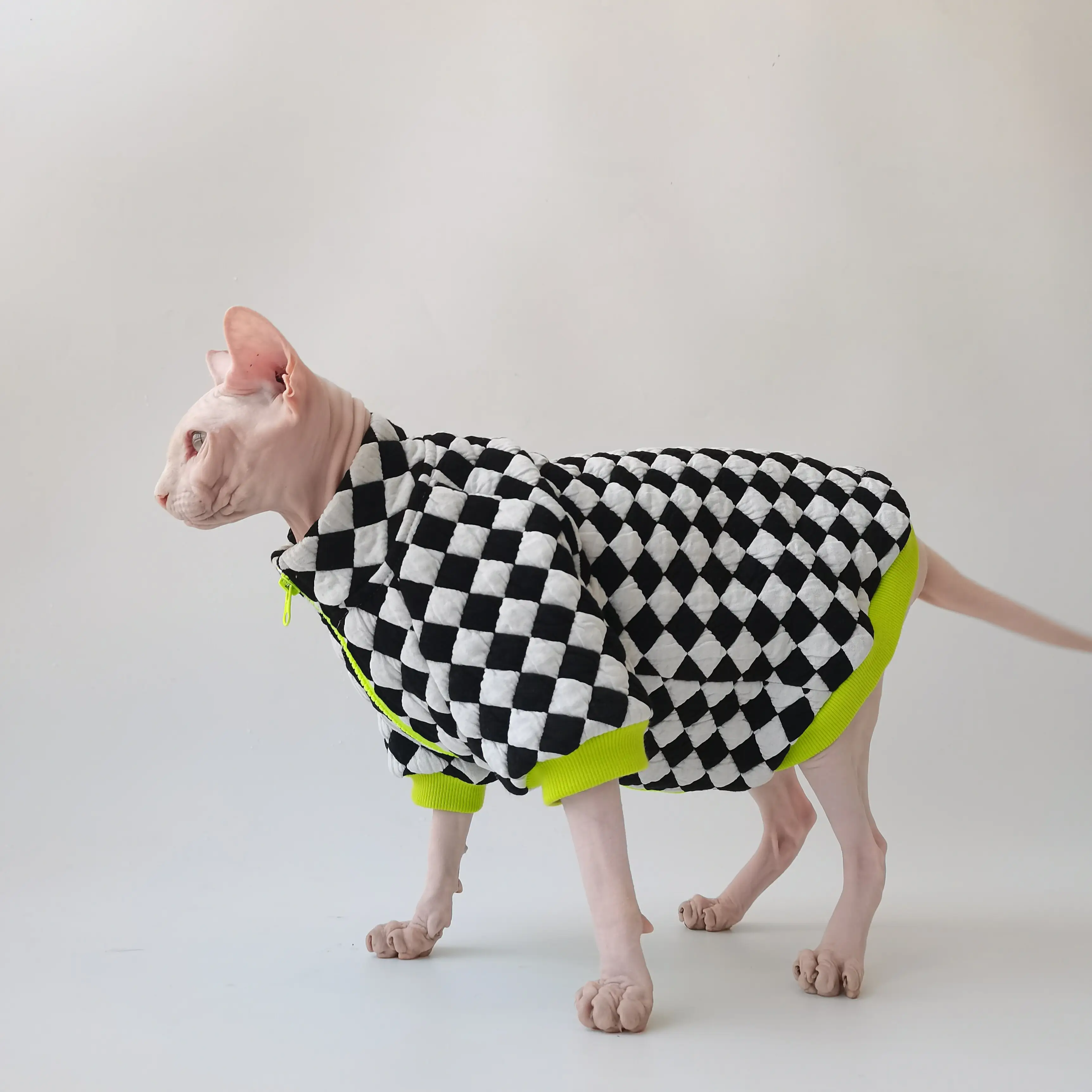 Trendy Brand Black And White Plaid Cotton-padded