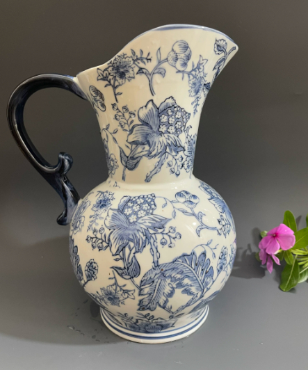 Blue-and-white Ceramic Milk Jug Vase Handmade