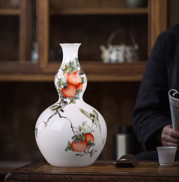 Ceramic Gourd Vase with Wooden Base, picture 2 of 4