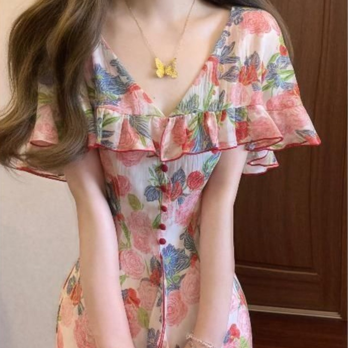 Ruffled Cape-collar Floral Dress With A Cinched Waist Exuding An Elegant Aura