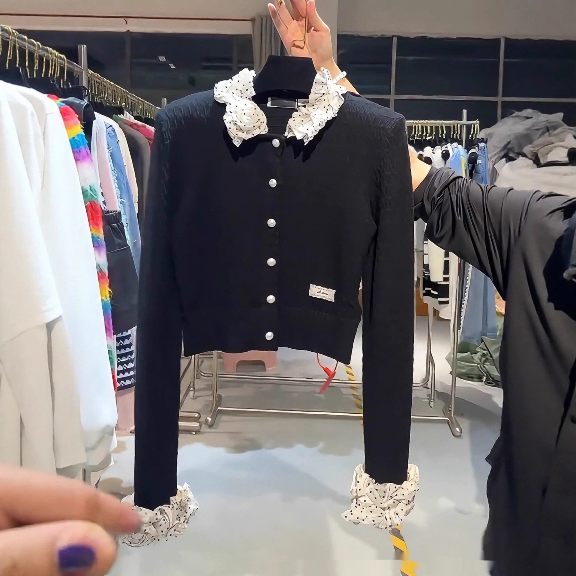 Autumn Design-Driven Beaded Polka-Dot Patchwork Short Top