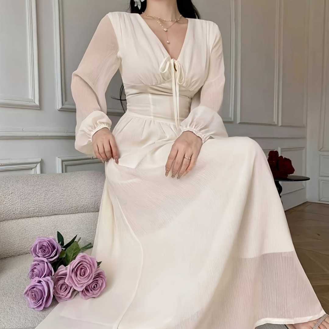 Fashionable And Elegant Long-sleeved Dress For Women