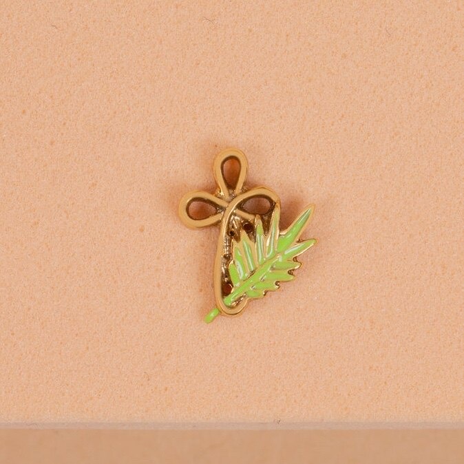 DIY Watch With Floating Plant Accessory