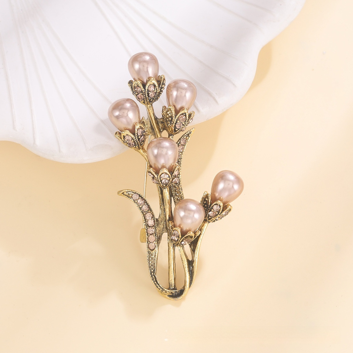 High-End Pearl Flower Bouquet Brooch For Women, Lite Luxury