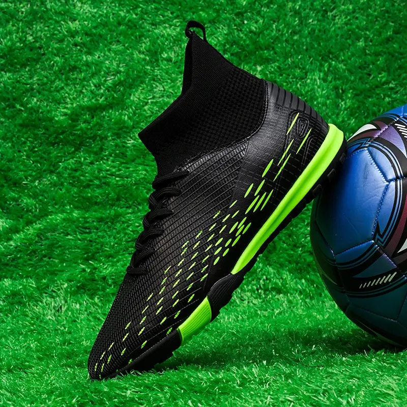 Artificial Turf Match Sports Shoes