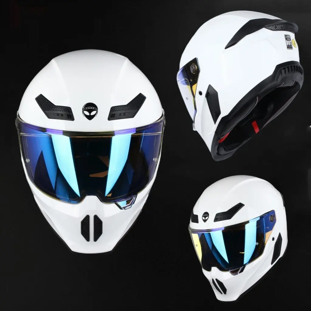 Motorcycle Helmet With Ventilation And Bluetooth Connectivity