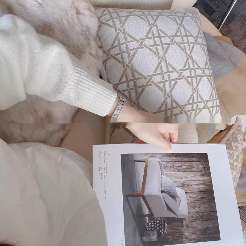 Cotton And Linen Retro Light-Luxury Sofa Throw Pillow Cover