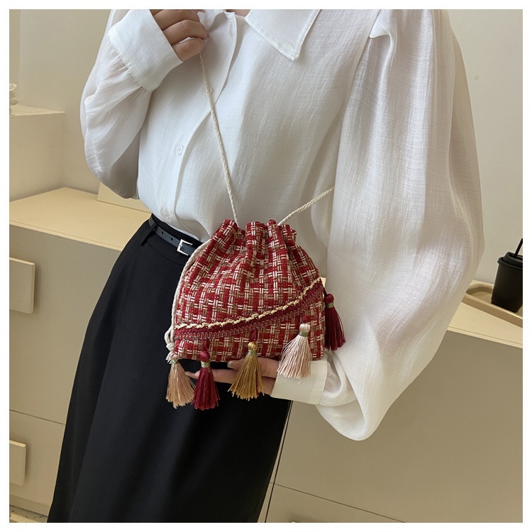 Bucket Bag Bohemian Ethnic Style 28 700aac58 cbb9 4e36 875b f9d56a024aa3 trans