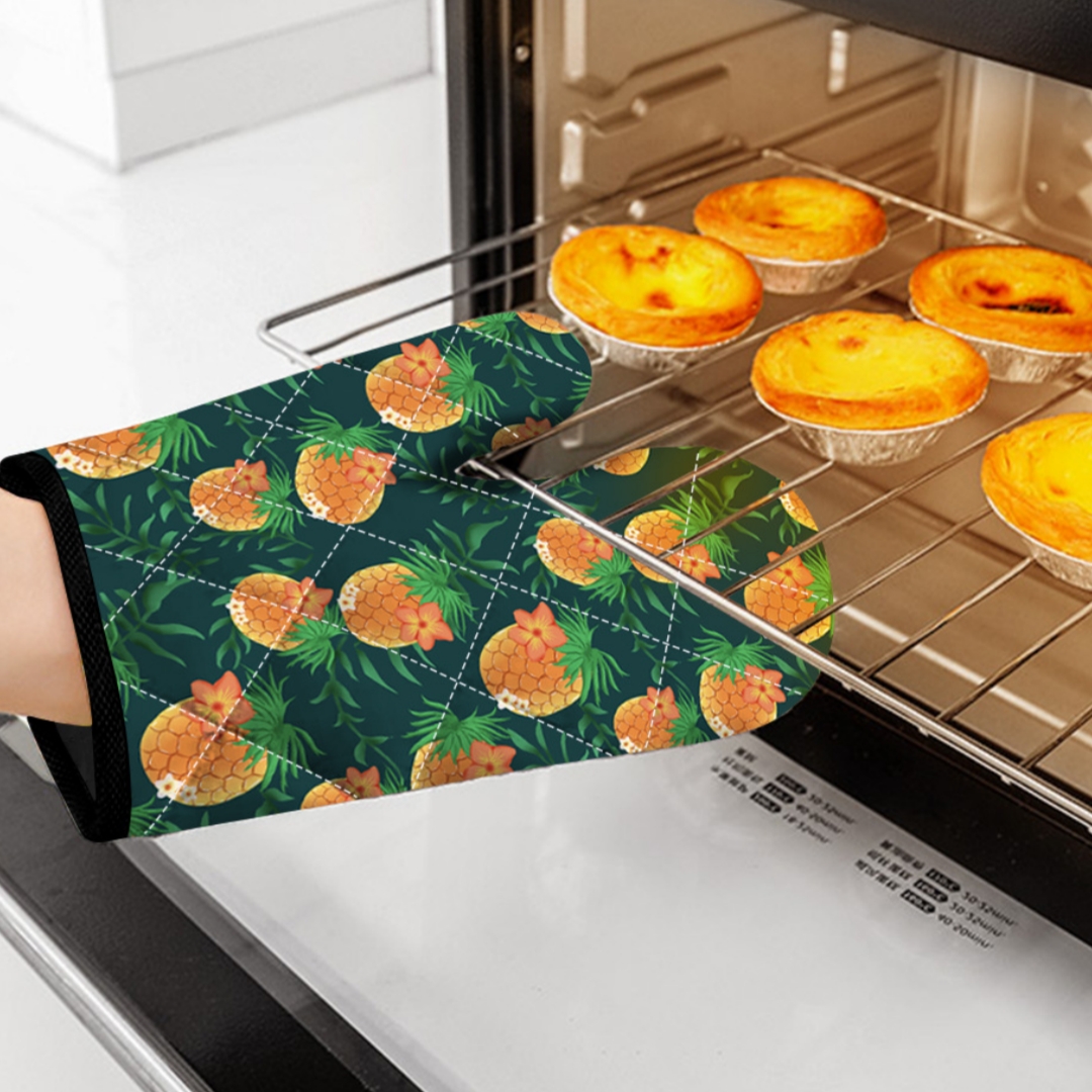 Cute Pug Print Insulated Oven Mitt And Trivet Set 2 Pieces