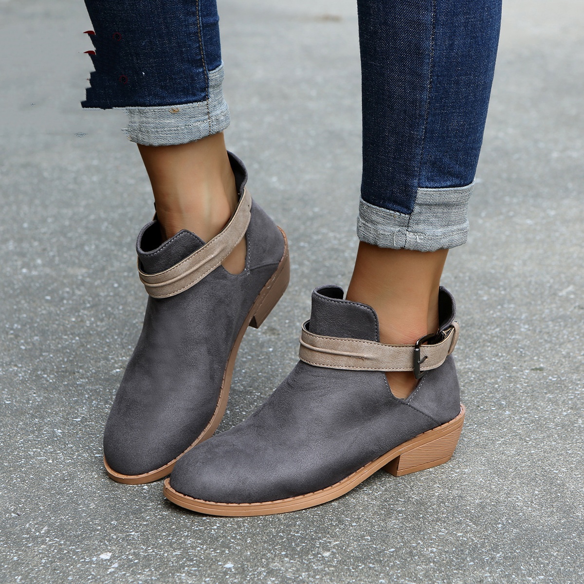 Plus-size Chunky-heel Slip-on Womens Pumps