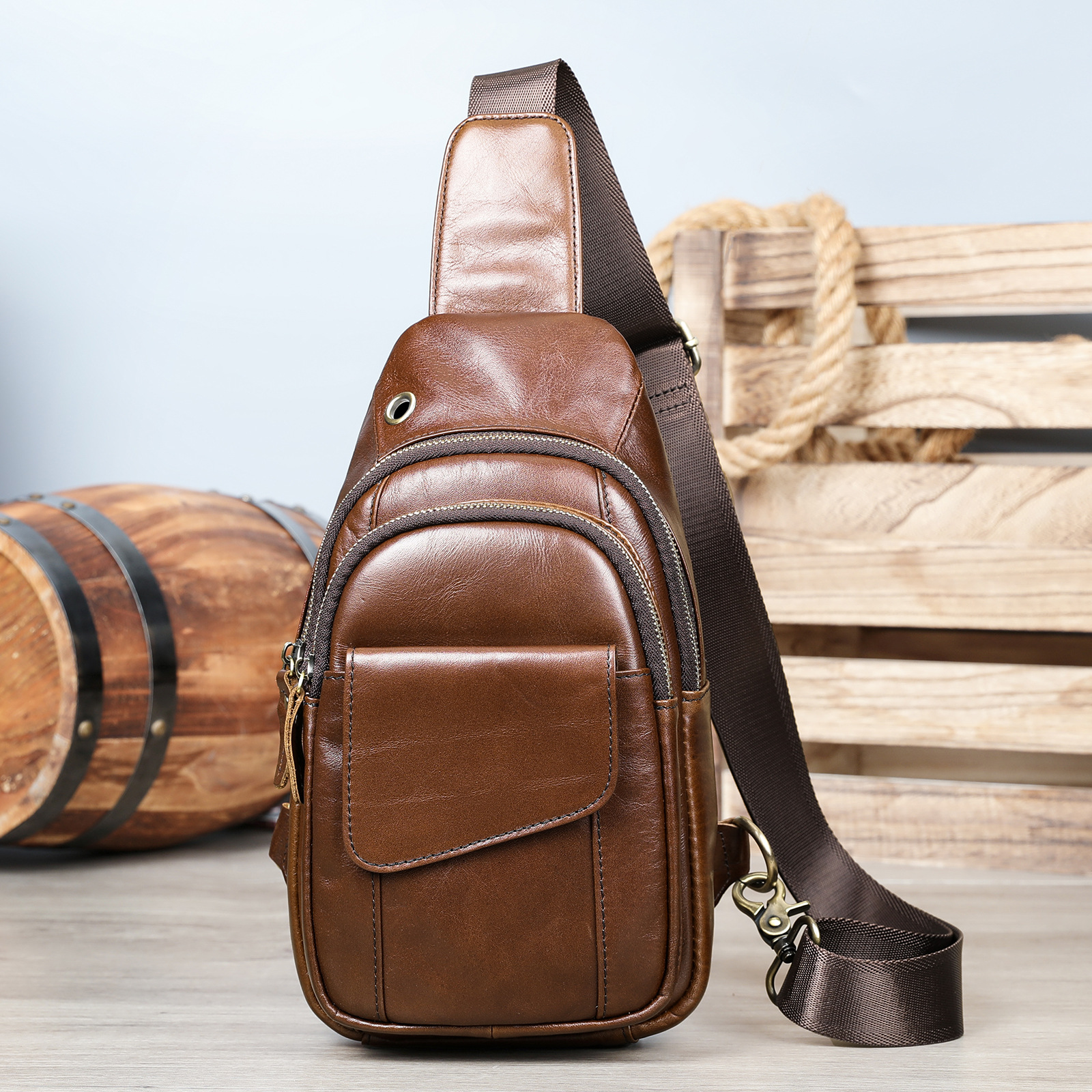 Large-capacity Vintage Crossbody Bag For Men 12 a98b8d24 472d 4238 a89d ecdc711440d7