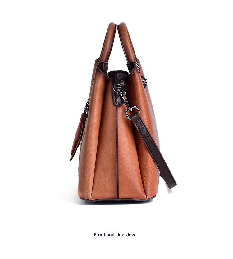 Retro Genuine Leather Embossed Large-Capacity Tote Bag 20 4f9caaf5 6454 48ef a900 9e902616a2bc trans