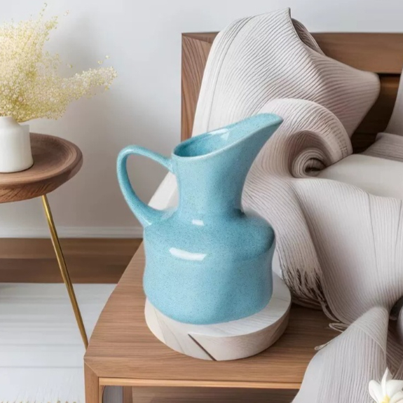 Ceramic Hand-Held Vase