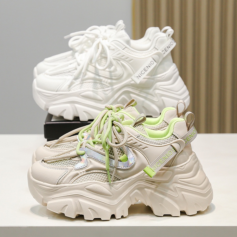 Non-slip Breathable Lightweight Mesh Athletic Shoes