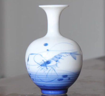 Decorative Tea Table Mini Blue-And-White Porcelain Vase, picture 4 of 12