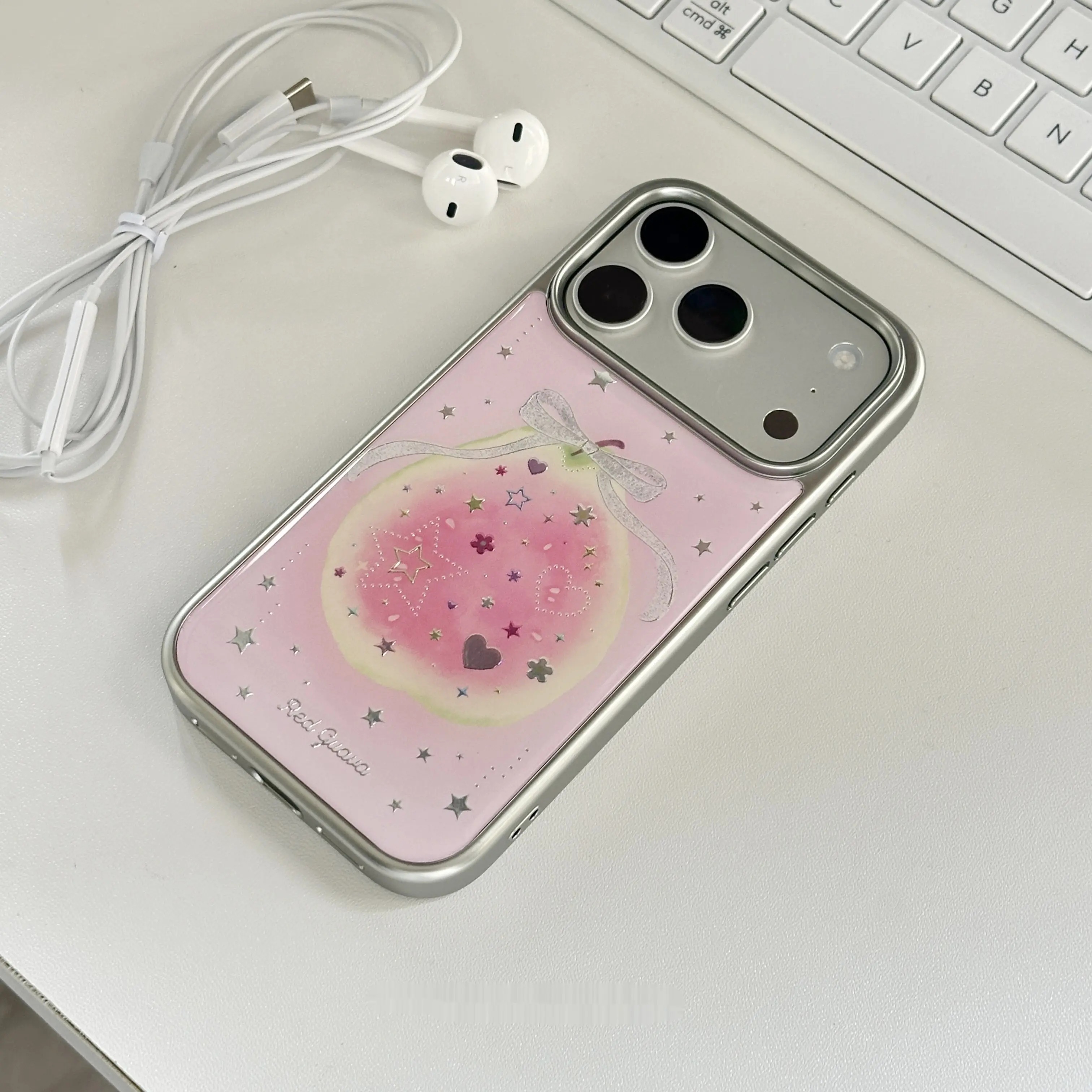 Female Electroplated Vintage Guava Phone Case