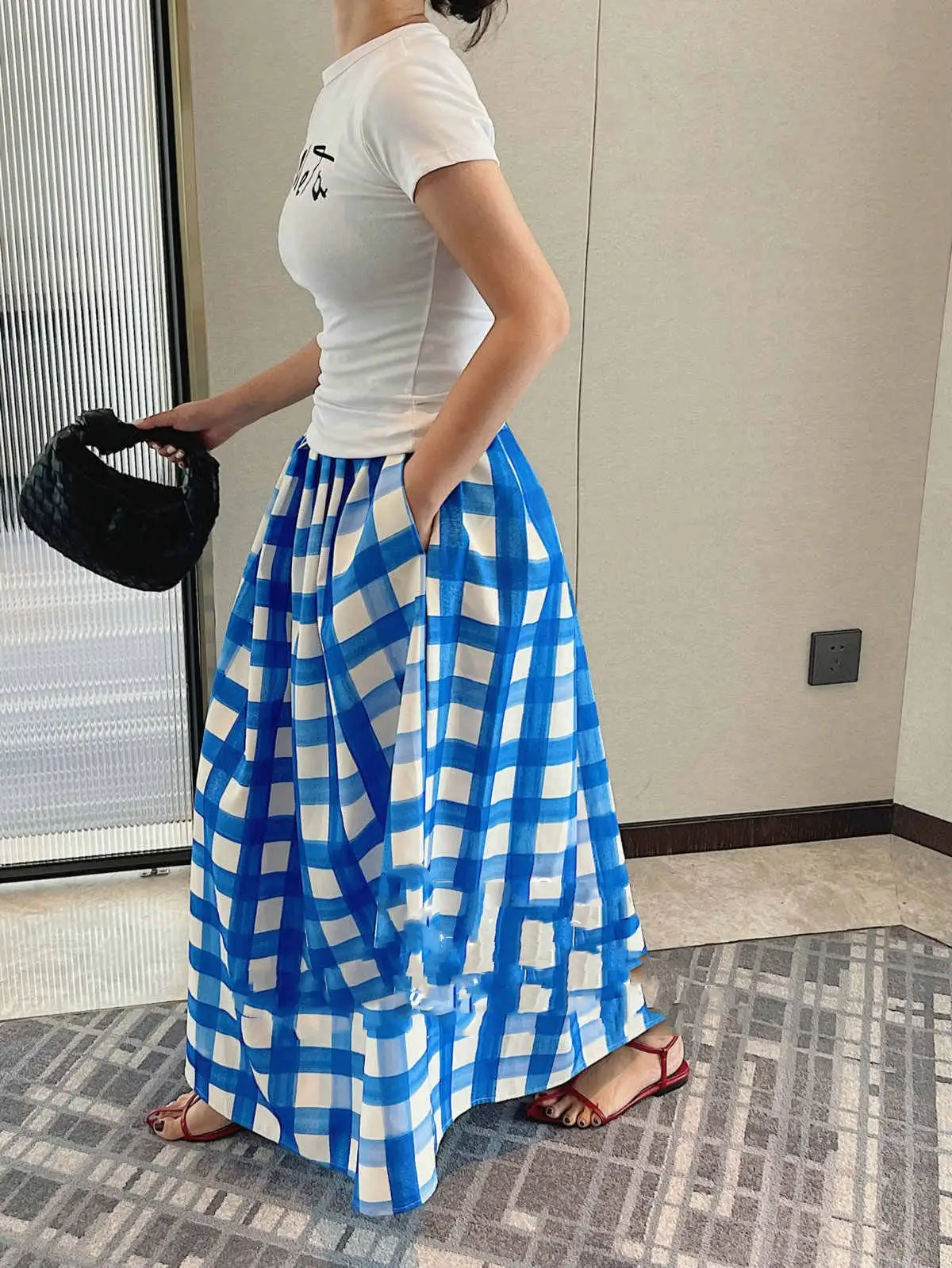 Plaid A-line Puffy Skirt Womens High-waisted Midi Style