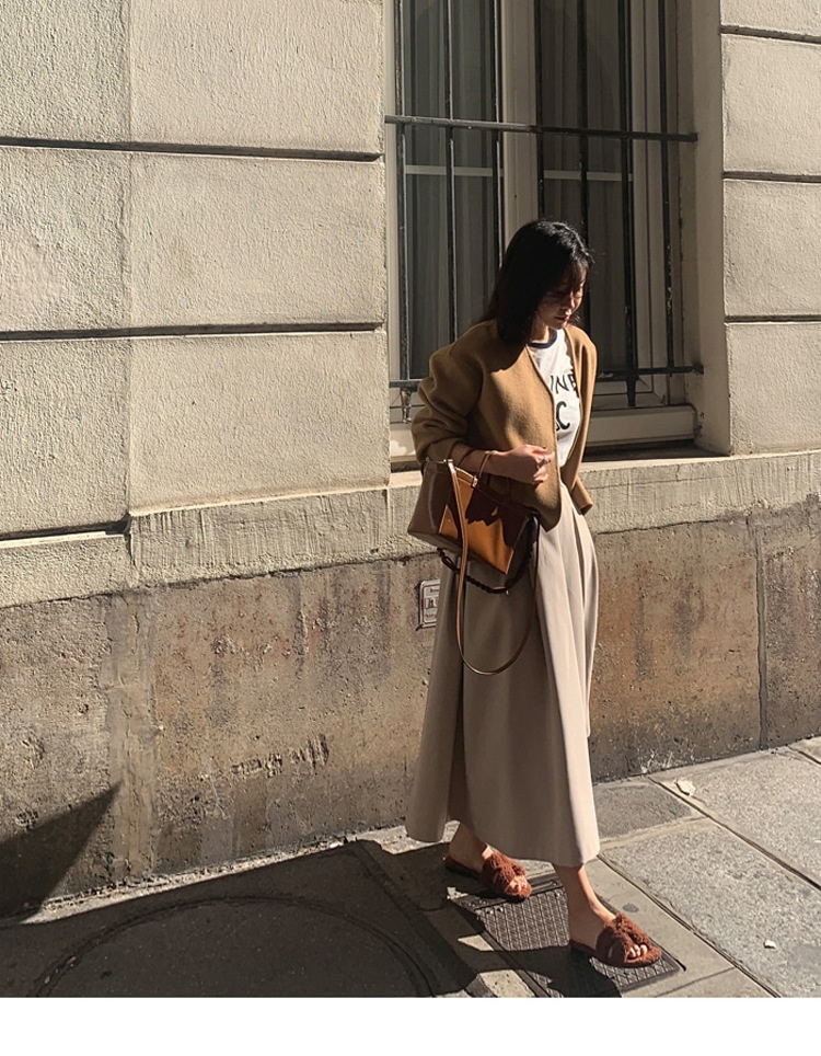 High-waisted Pleated Midi A-line Maxi Skirt 16 fc67770e 7188 4022 9090 da65ad7d306f trans