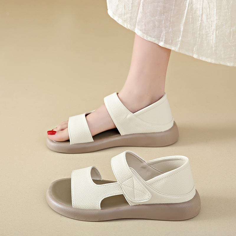 New Women's Round-toe Flat Sandals