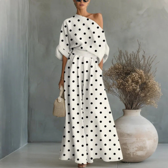 Women's off-shoulder printed set – fabric and print detail close-up
